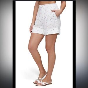 Wildfox Odessa Floral Shorts with Pearl Trim Size Medium White Floral NWT